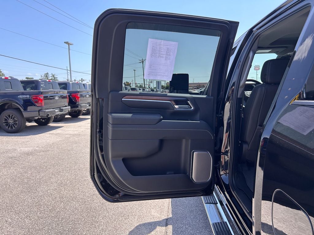 2025 GMC Sierra 2500HD Denali