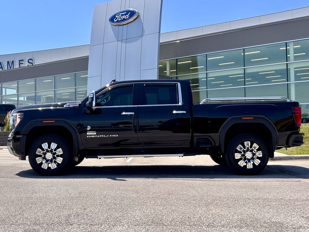 2025 GMC Sierra 2500HD Denali