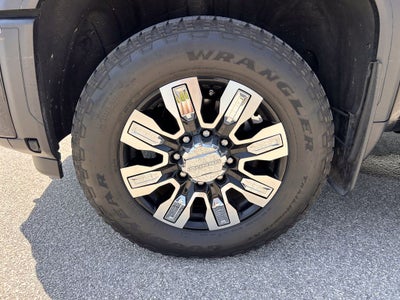 2025 GMC Sierra 2500HD Denali