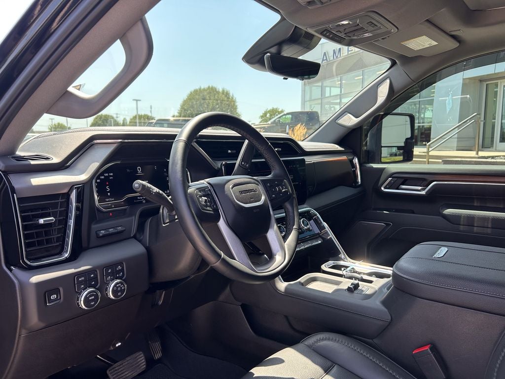 2025 GMC Sierra 2500HD Denali
