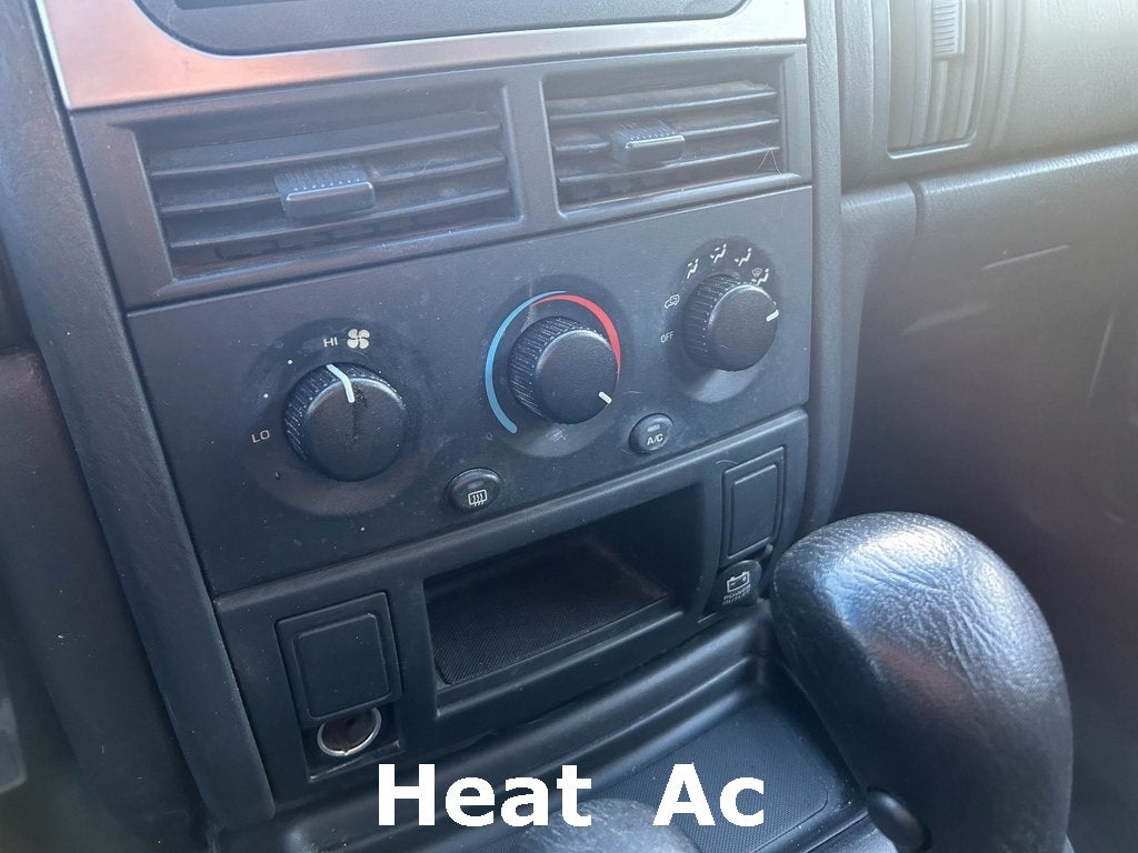 2004 Jeep Grand Cherokee Laredo