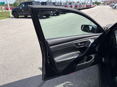 2016 Nissan Altima 2.5 SR