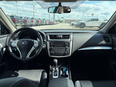 2016 Nissan Altima 2.5 SR