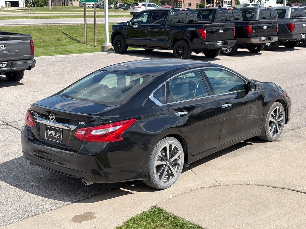 2016 Nissan Altima 2.5 SR