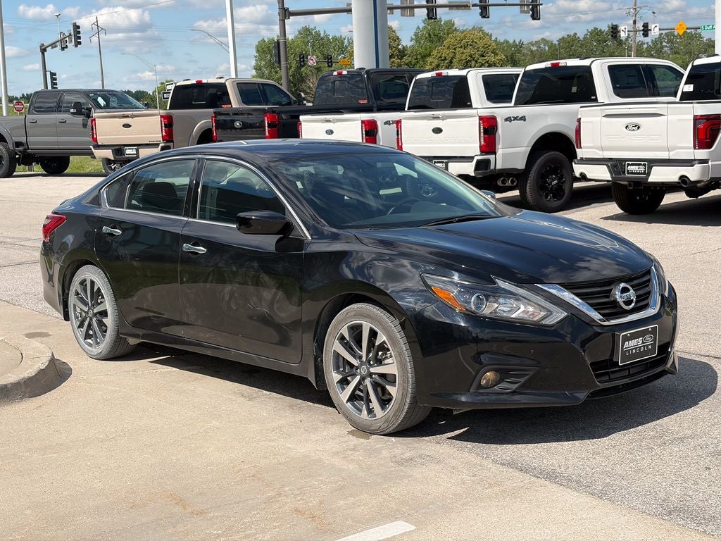 2016 Nissan Altima 2.5 SR