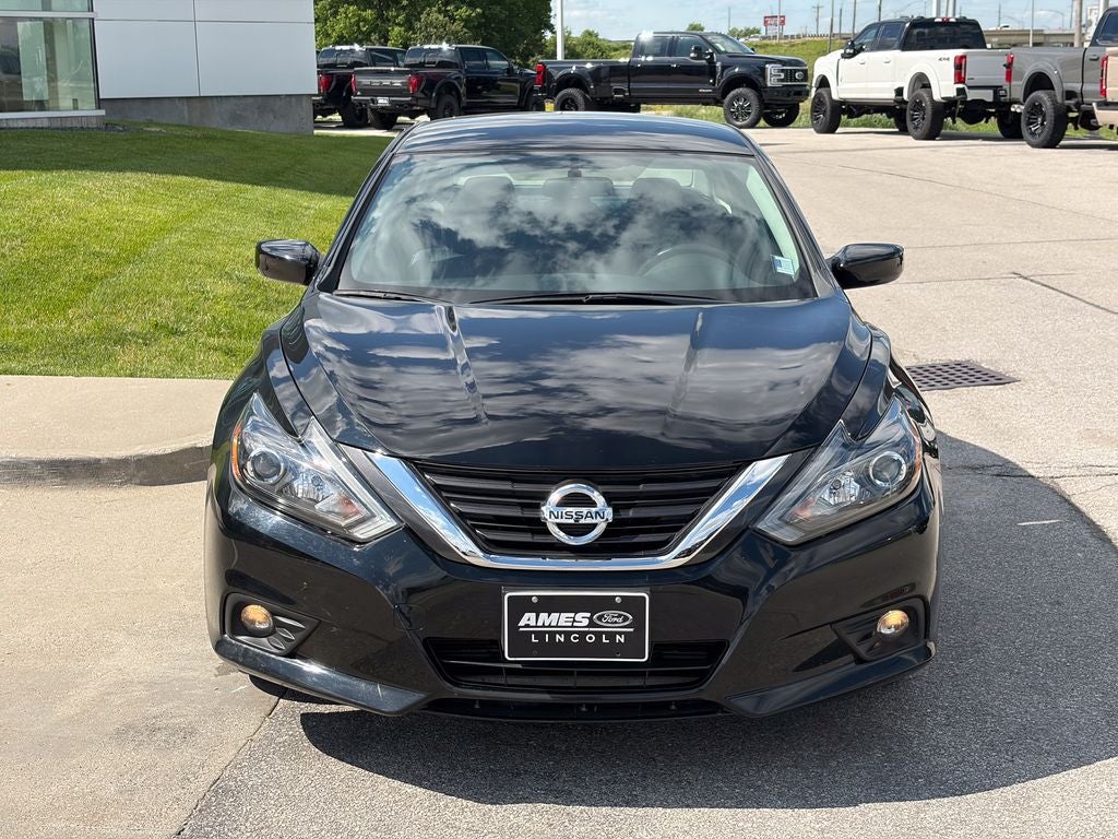 2016 Nissan Altima 2.5 SR