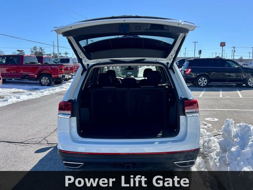 2025 Volkswagen Atlas 2.0T SE w/Technology