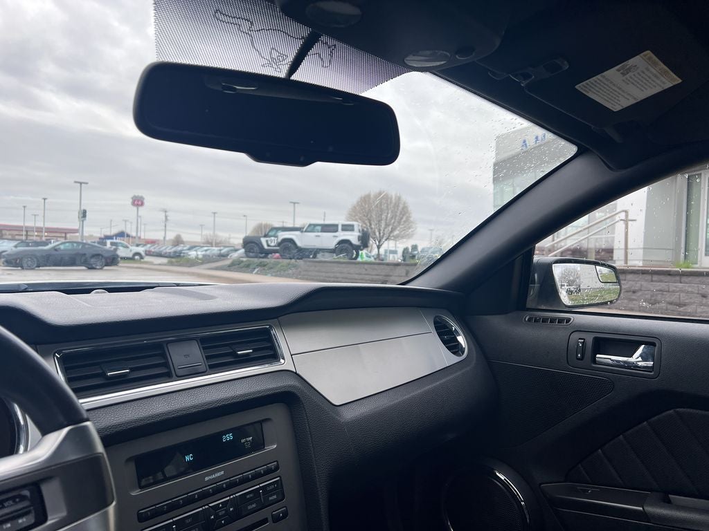 2011 Ford Mustang V6 Premium