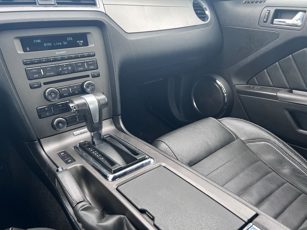 2011 Ford Mustang V6 Premium