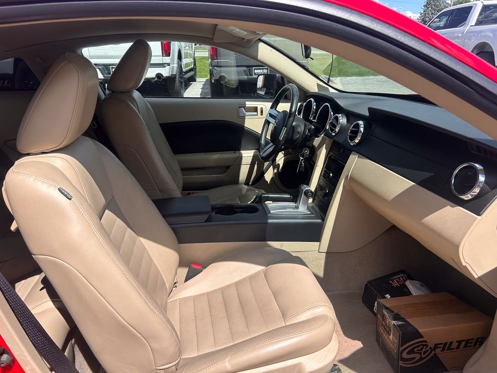 2006 Ford Mustang Base
