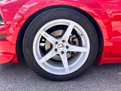 2006 Ford Mustang Base