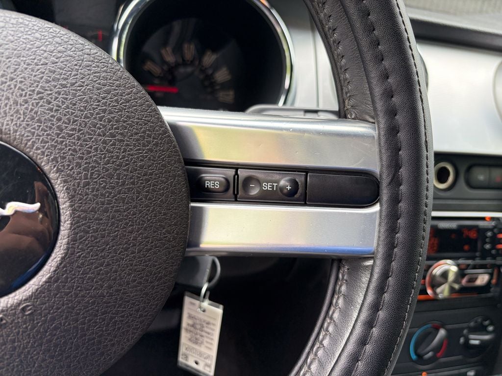 2006 Ford Mustang V6