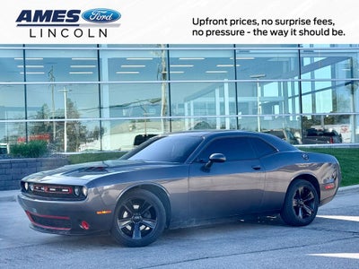 2015 Dodge Challenger SXT