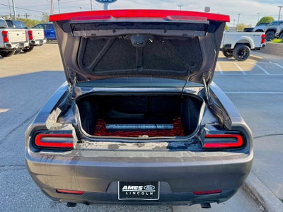 2015 Dodge Challenger SXT