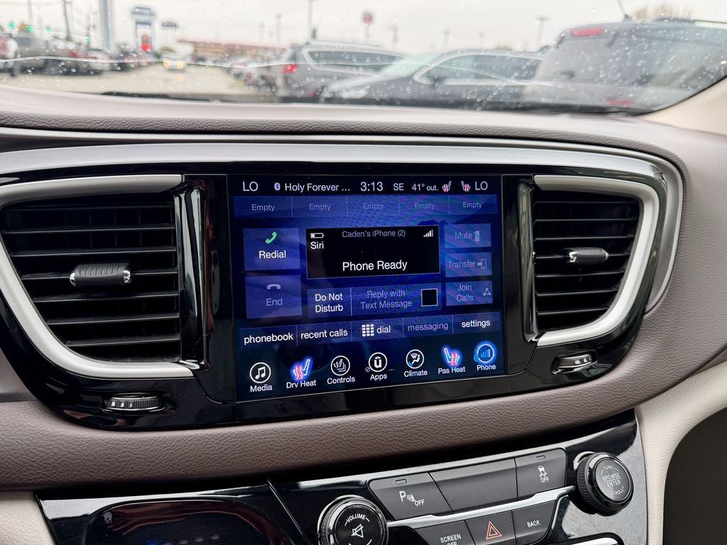 2017 Chrysler Pacifica Touring L