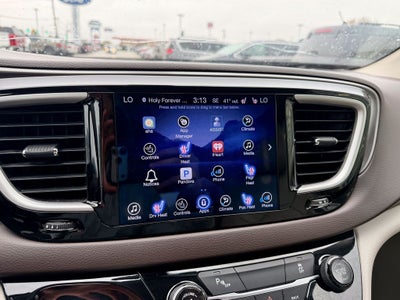 2017 Chrysler Pacifica Touring L