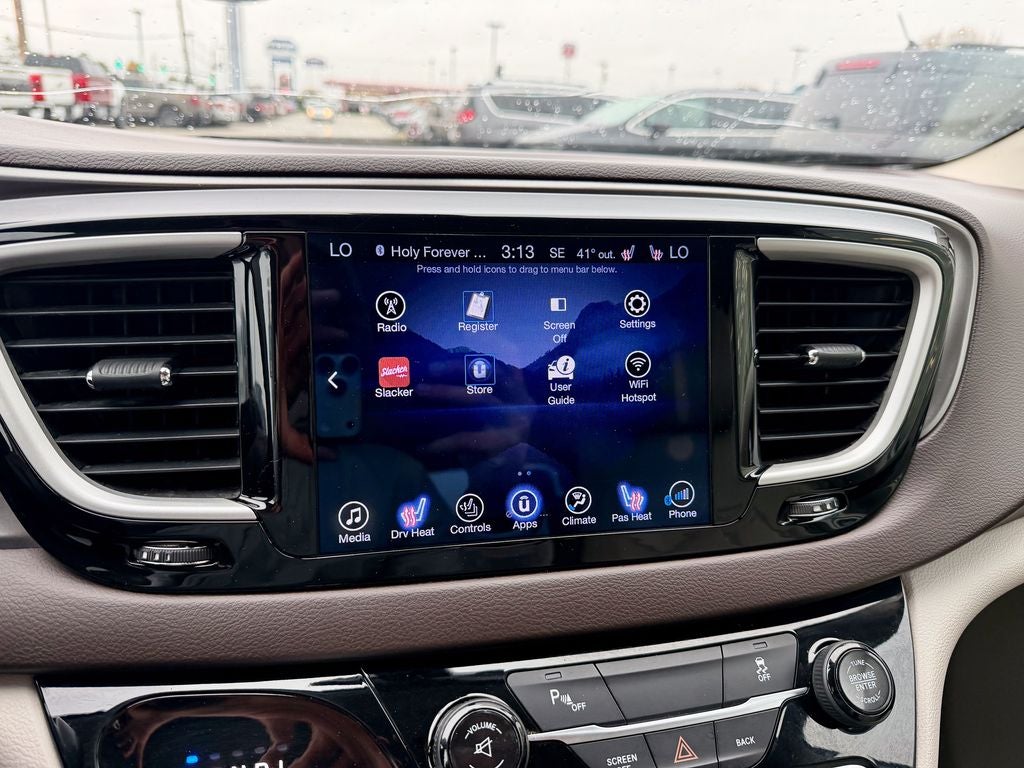 2017 Chrysler Pacifica Touring L