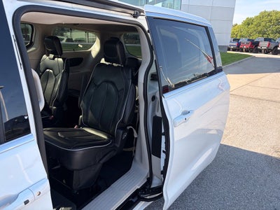 2024 Chrysler Pacifica Limited