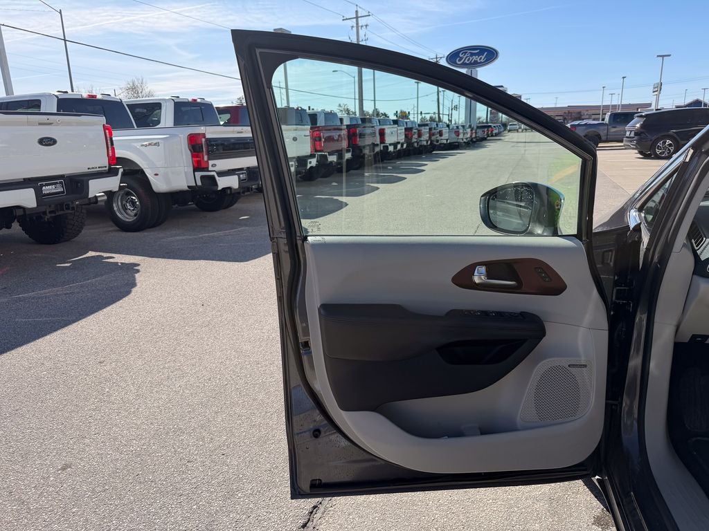 2020 Chrysler Pacifica Limited