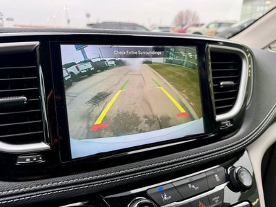 2024 Chrysler Pacifica Hybrid Select