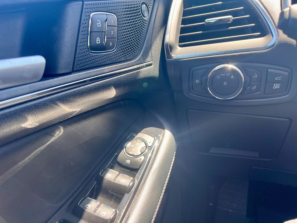 2020 Ford Edge ST