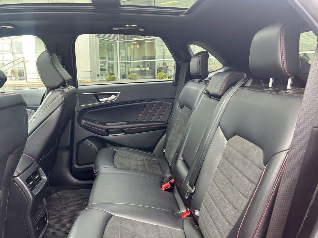 2023 Ford Edge ST Line