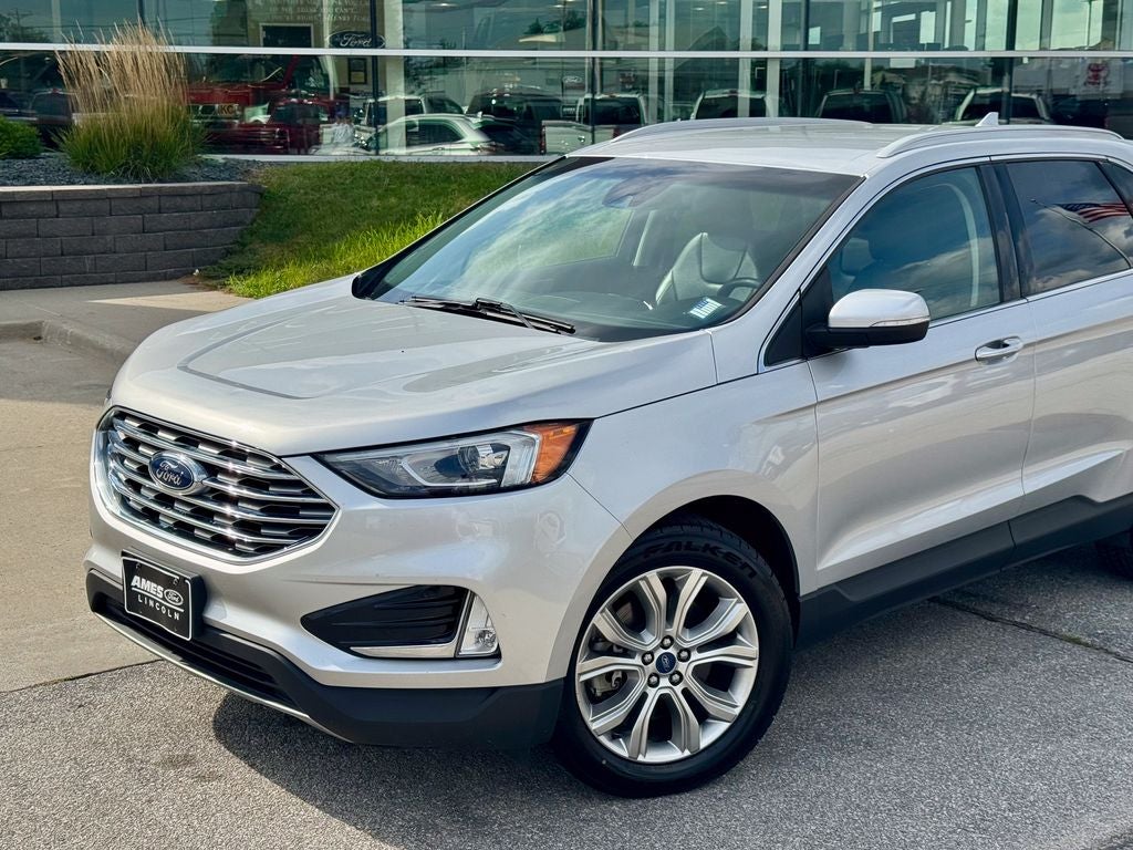 2019 Ford Edge Titanium