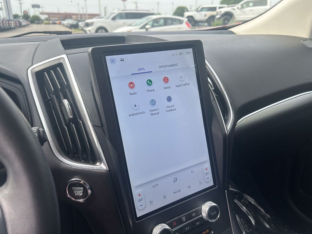2024 Ford Edge Titanium