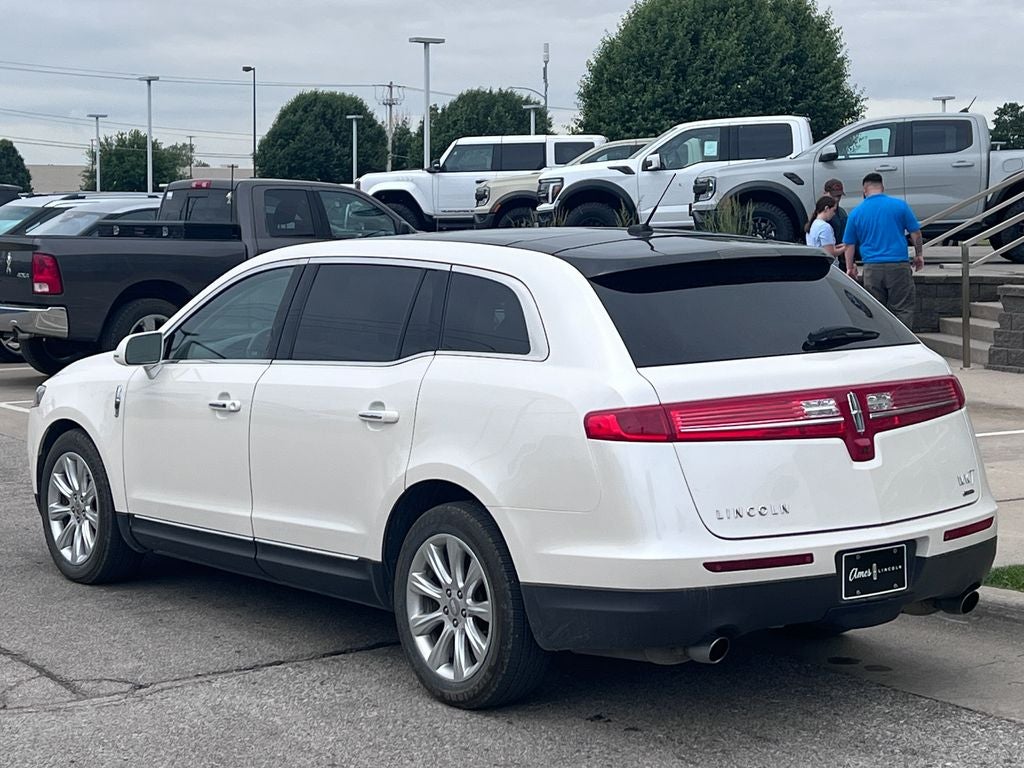 2016 Lincoln MKT EcoBoost