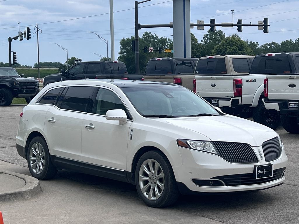 2016 Lincoln MKT EcoBoost