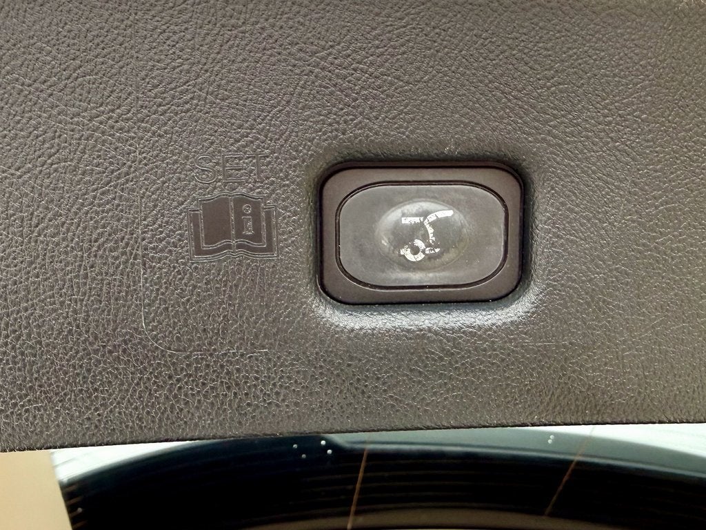 2021 Lincoln Nautilus Standard