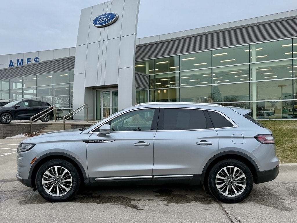 2021 Lincoln Nautilus Standard