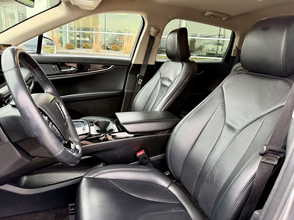 2021 Lincoln Nautilus Standard