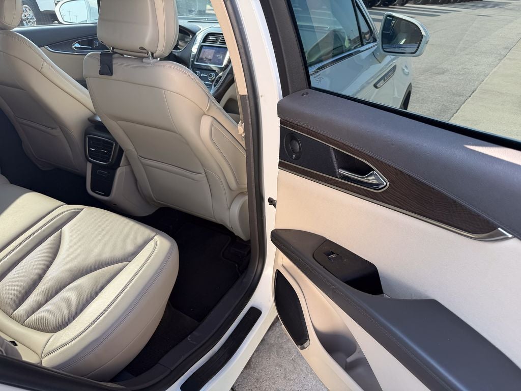 2020 Lincoln Nautilus Reserve