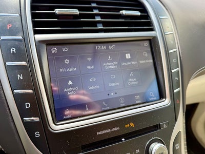 2019 Lincoln Nautilus Black Label