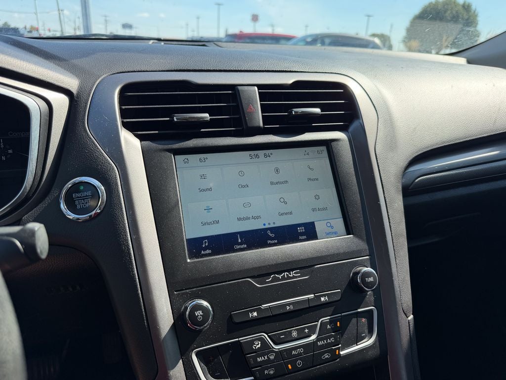 2020 Ford Fusion SE