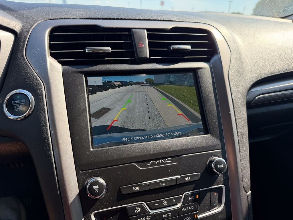 2020 Ford Fusion SE