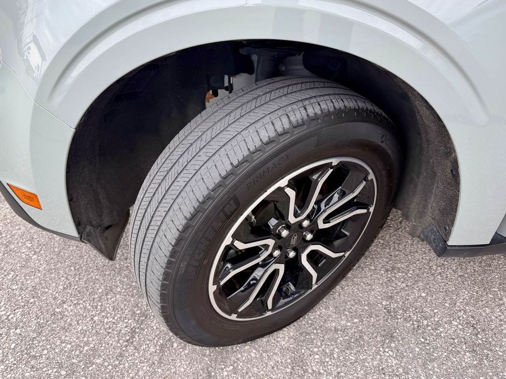 2022 Ford Maverick Lariat