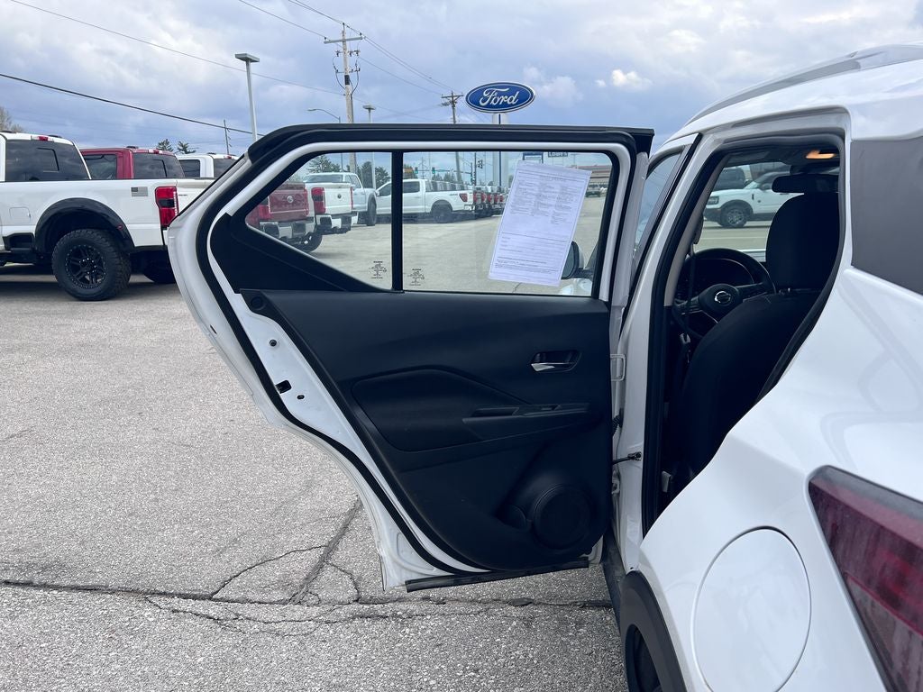 2021 Nissan Kicks SV