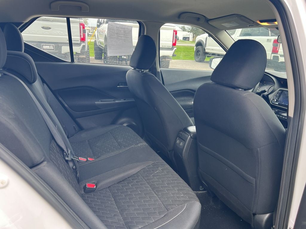 2021 Nissan Kicks SV