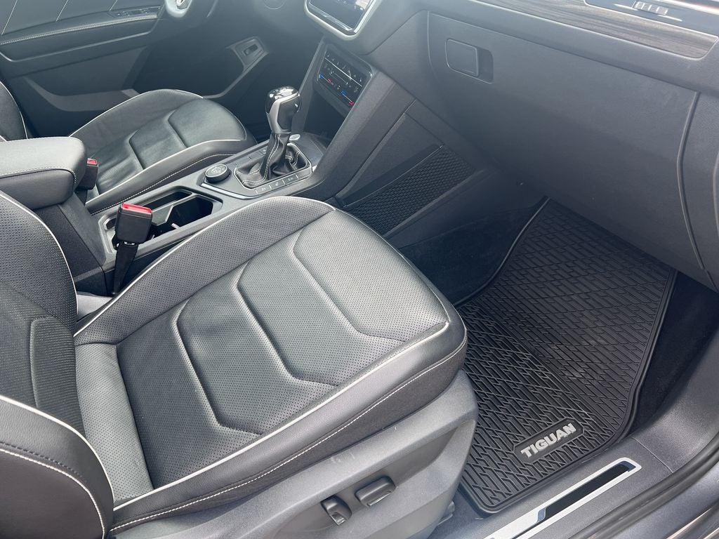 2022 Volkswagen Tiguan 2.0T SEL R-Line
