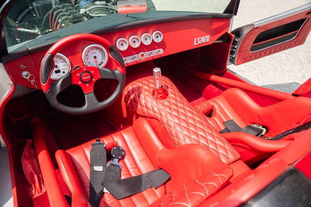 2010 Lucra LC470 Base