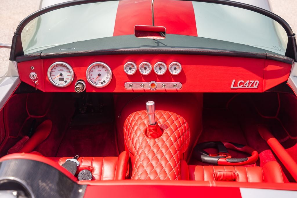 2010 Lucra LC470 Base