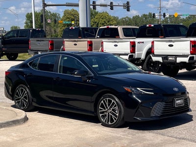 2025 Toyota Camry XLE