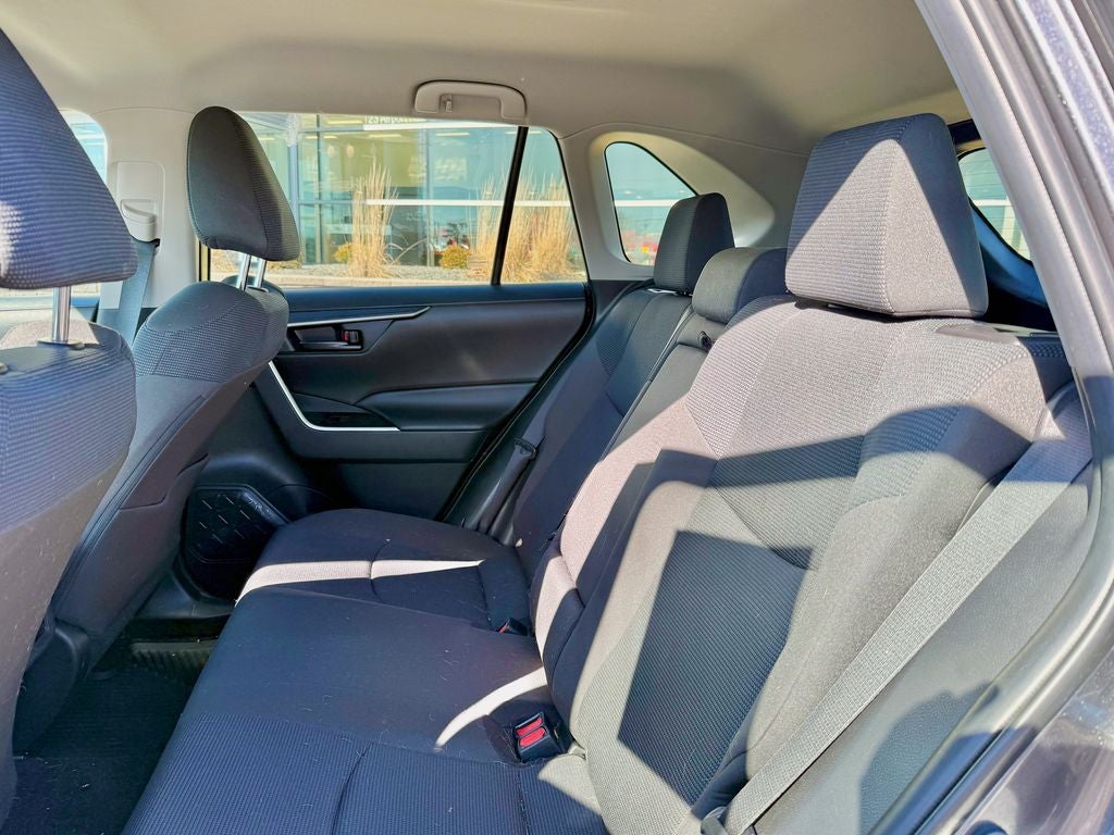 2021 Toyota RAV4 Hybrid LE