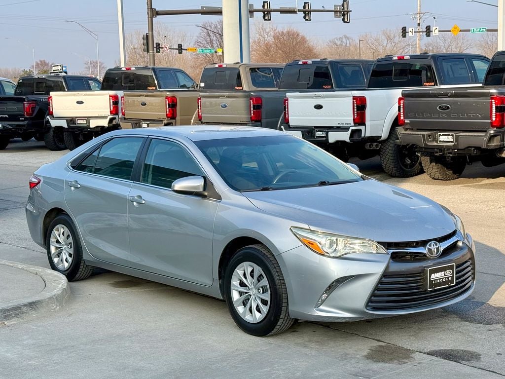 2015 Toyota Camry LE