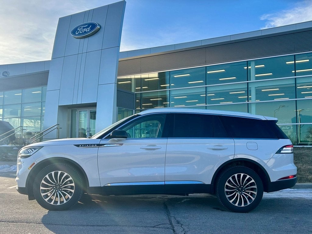 2023 Lincoln Aviator Standard