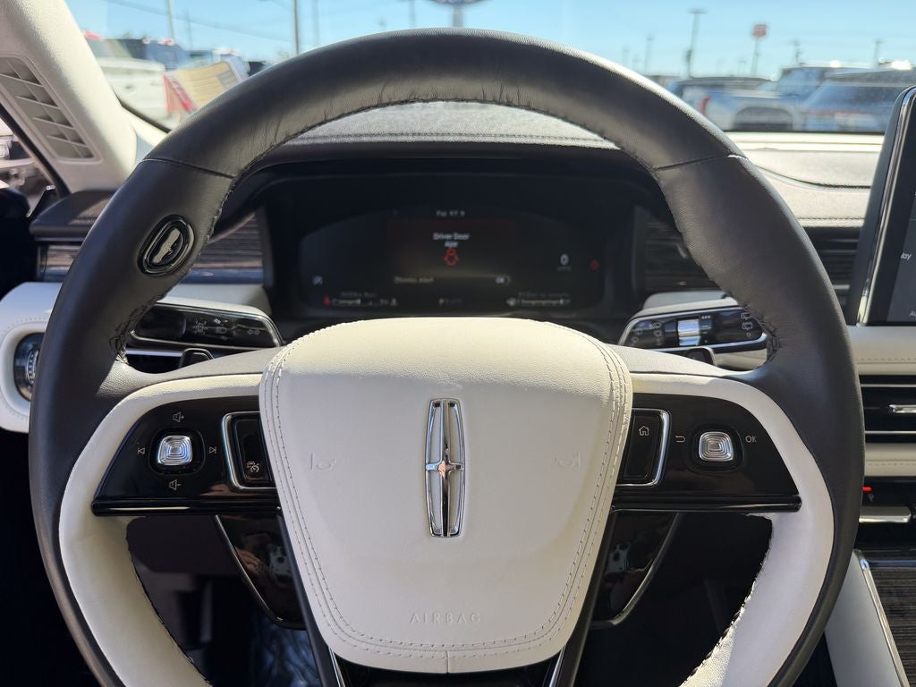 2023 Lincoln Aviator Black Label