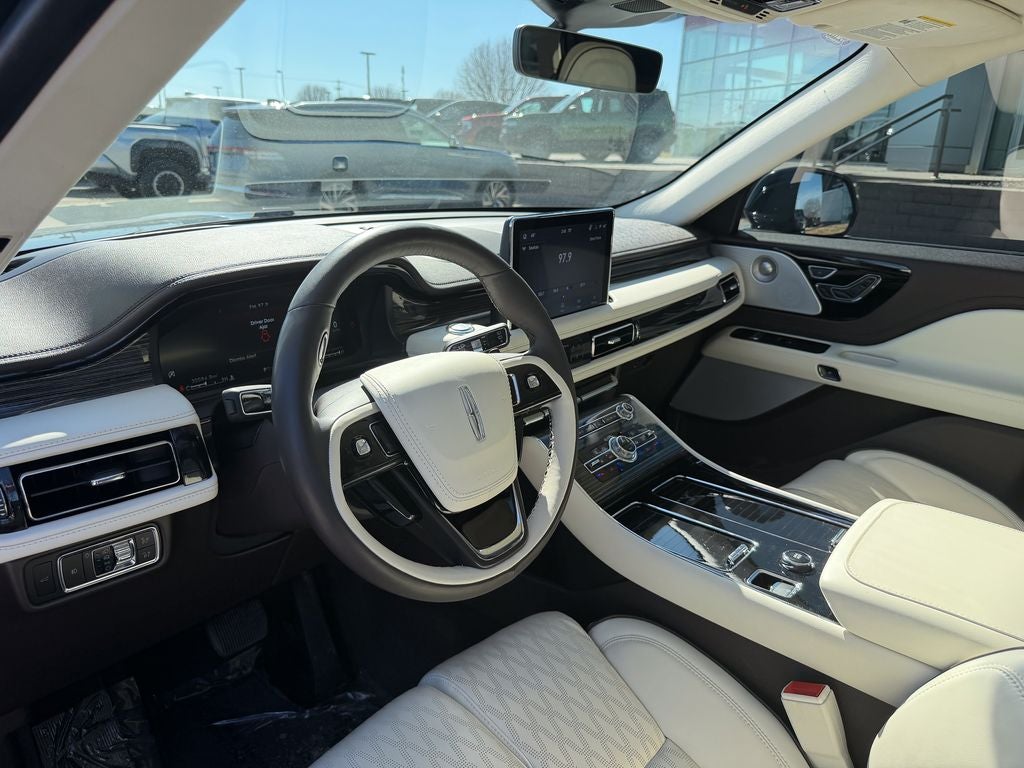 2023 Lincoln Aviator Black Label