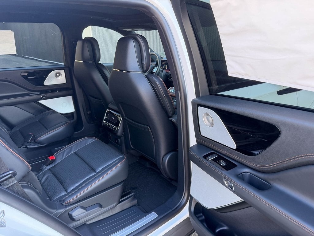 2026 Lincoln Aviator Black Label